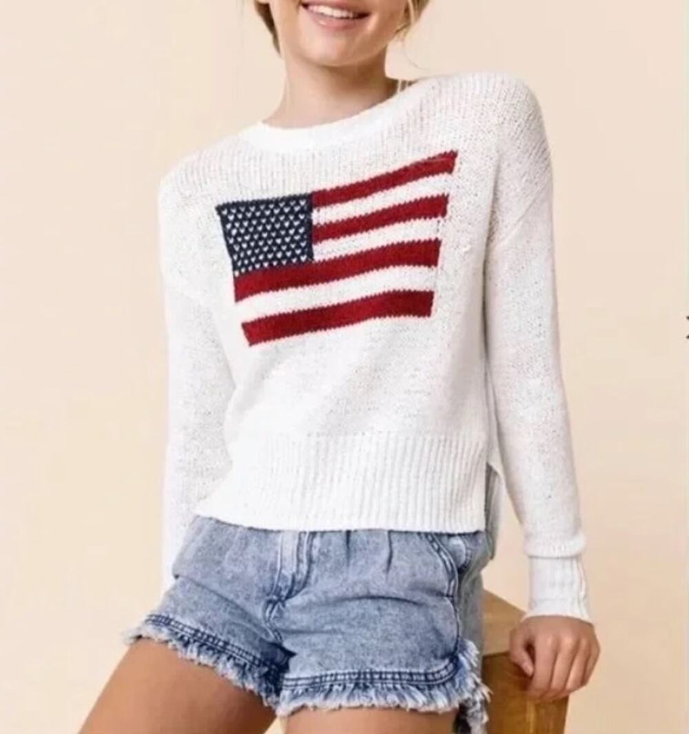 MOON & MADISON American Flag Sweater - Size Large